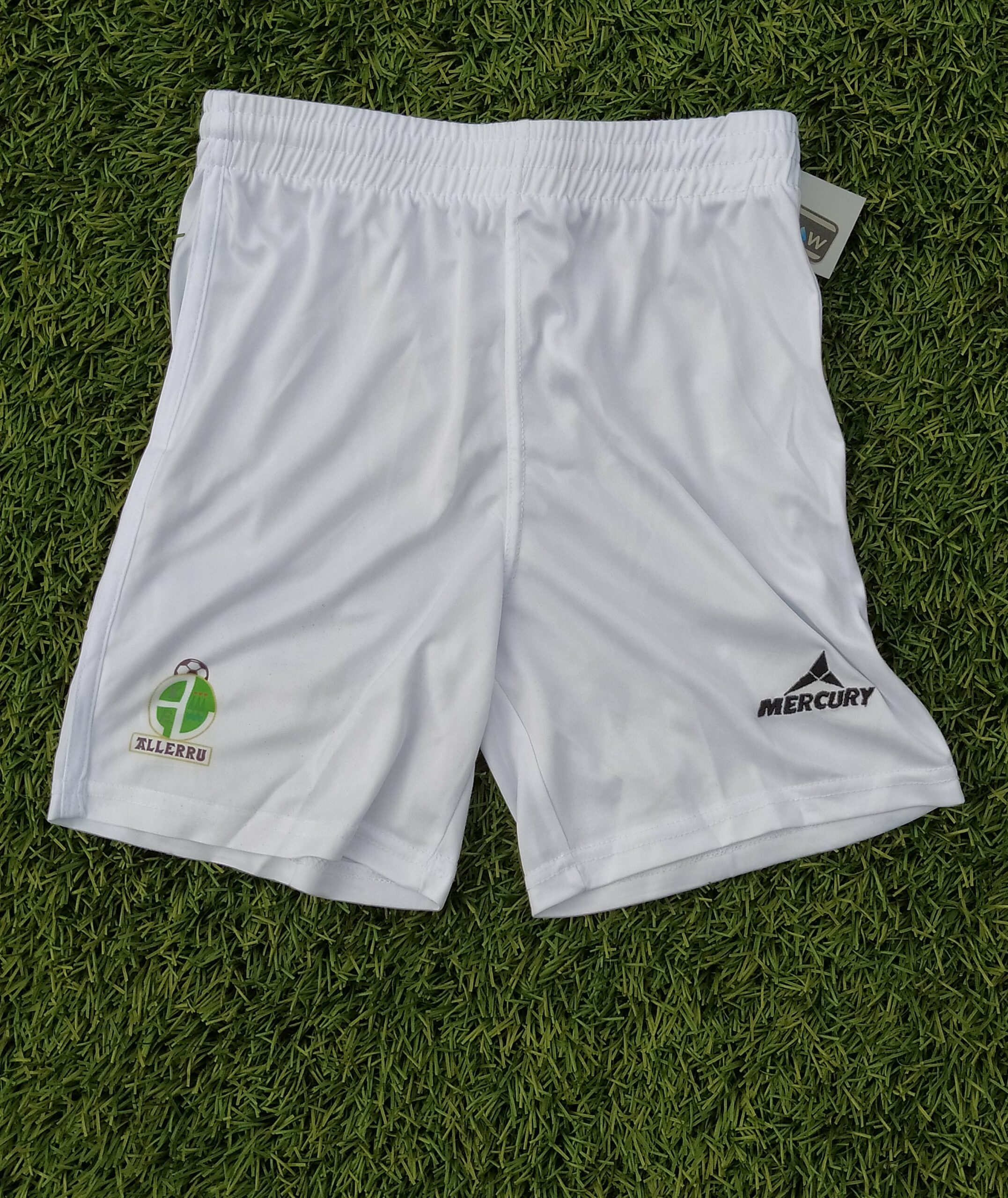 Galtza motzak txuriak